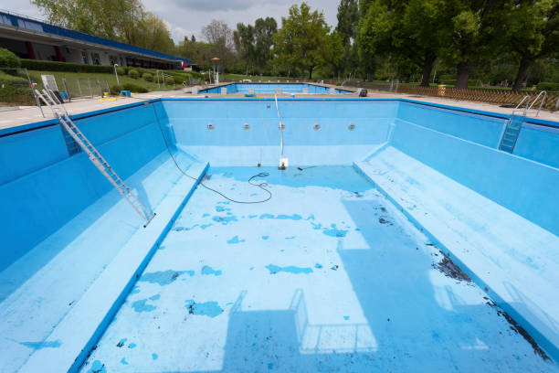 Best Local water damage restoration  in Uvalde, TX